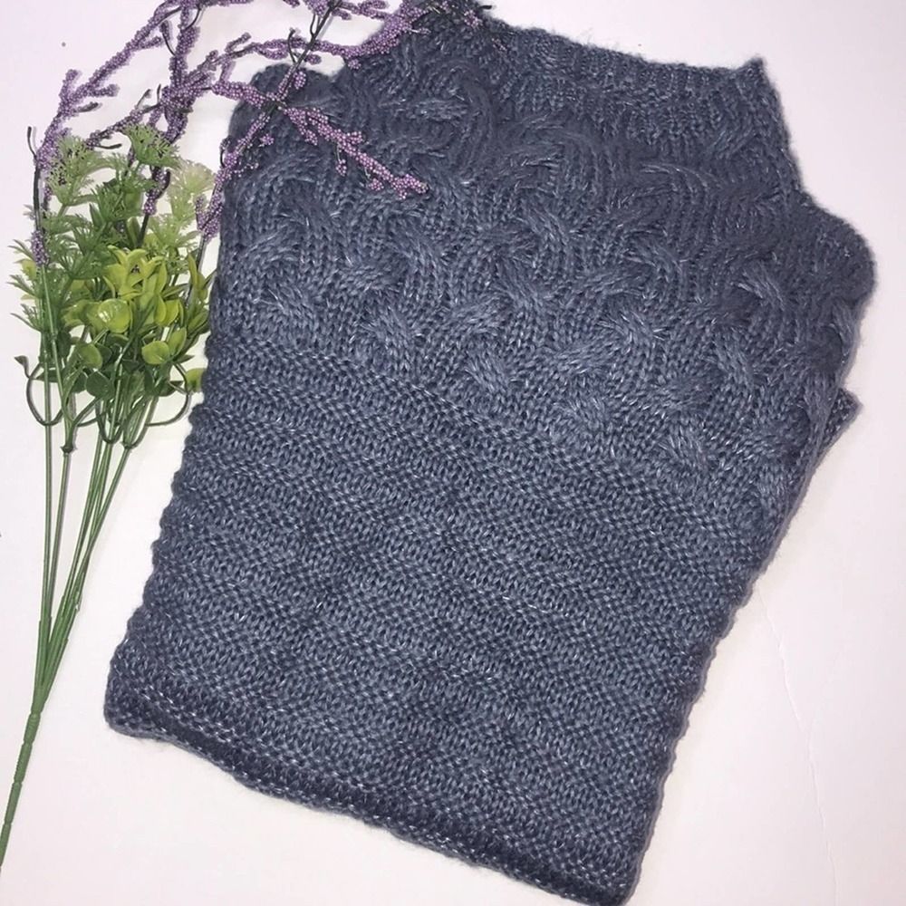 LC Lauren Conrad knit blue sweater size s